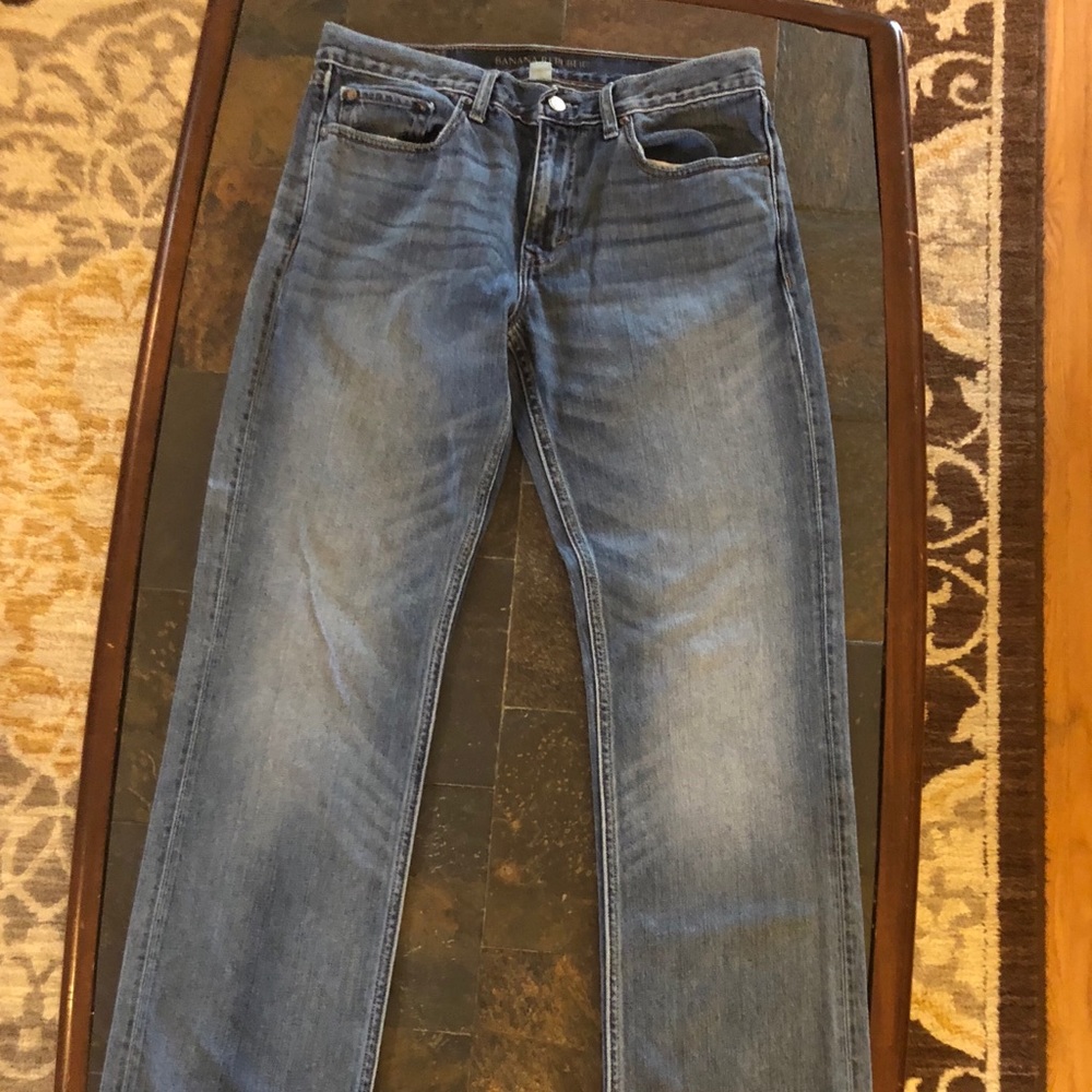 Banana Republic Straight Jeans. 31x32